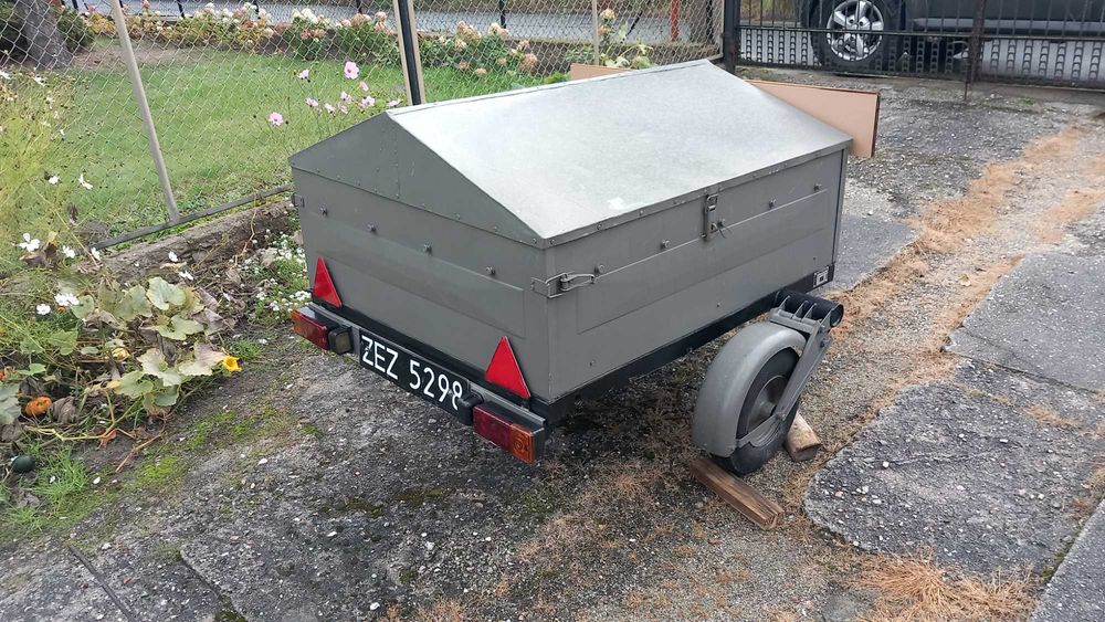 Przyczepa lekka 440 kg