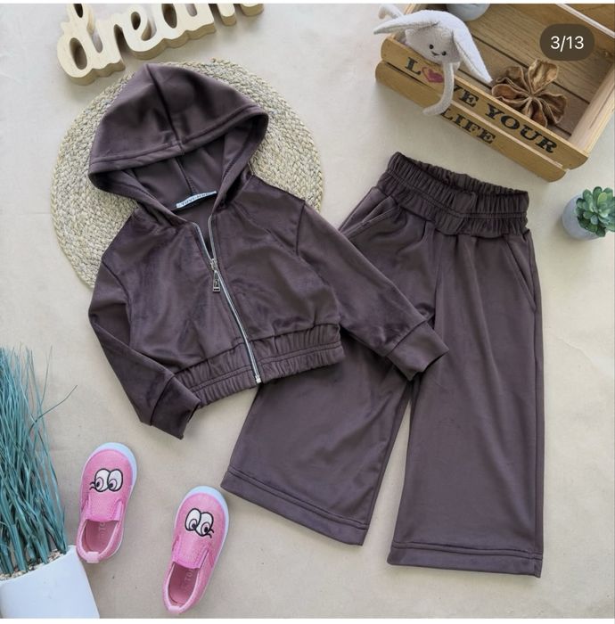 Велюровий костюм