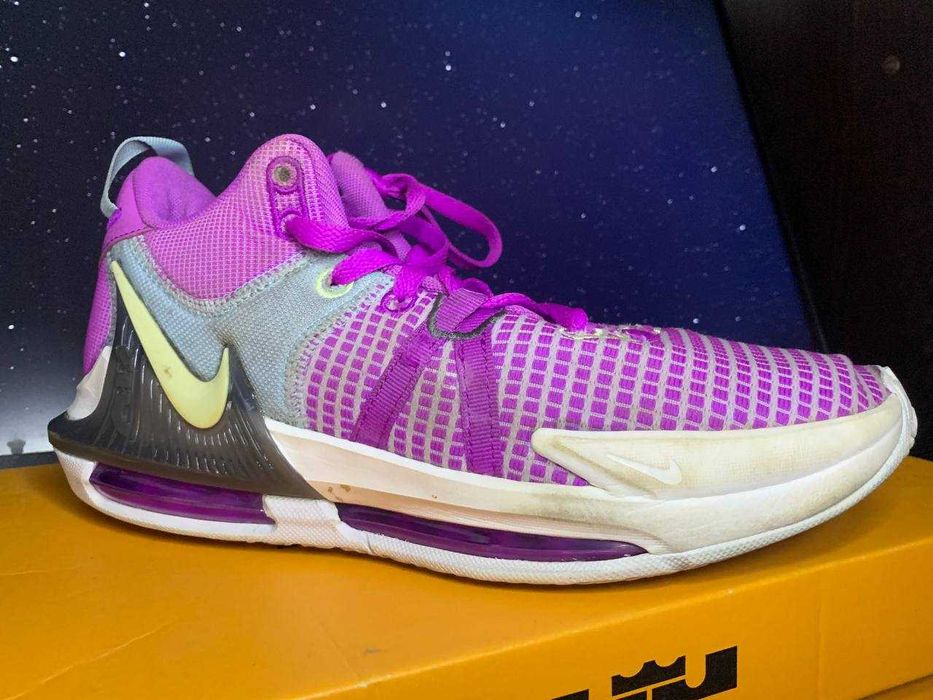 Кросівки Lebron witness 7 Баскетбольні торг