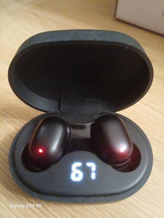 Бездротові вакуумні навушники робочі