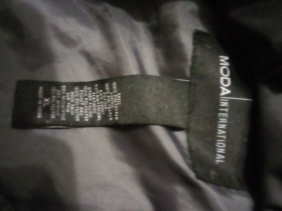 Пуховик женский 50размер 1500гривен торг