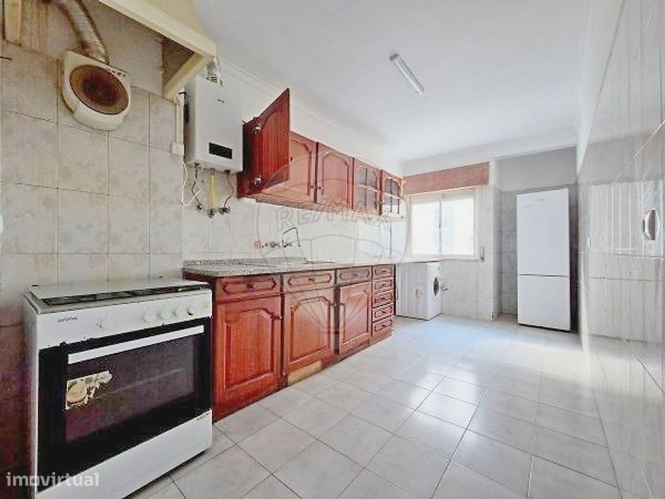 Apartamento T3 para venda — Rio de Mouro, Lisboa