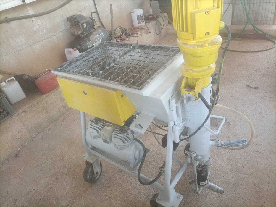 Máquina de Reboco Projetado Uniform Delta Mix – Totalmente Restaurada | Pronta a Trabalhar