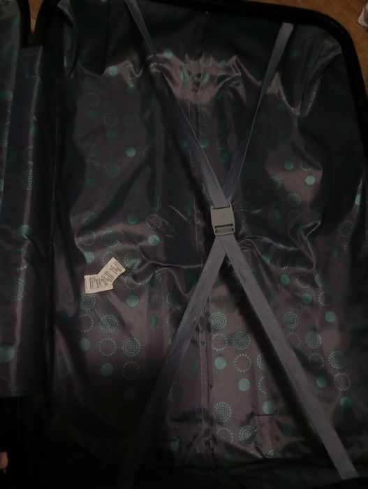 Жовта велика валіза XXL 70 см ідеальний стан