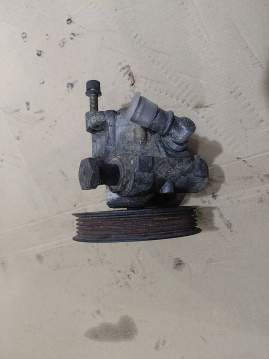 Насос гідропідсилювача гідроусилителя ГУР Volkswagen Passat B5 Audi A4