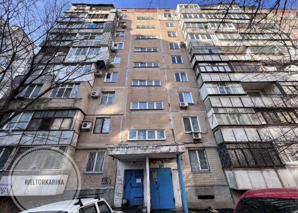 Космос/Космонавтів 1к крупна квартира з ремонтом і меблями