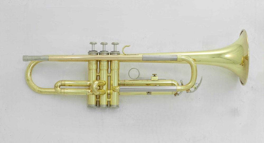 Trąbka Bb Yamaha YTR-2320 Made in Japan DR26-024