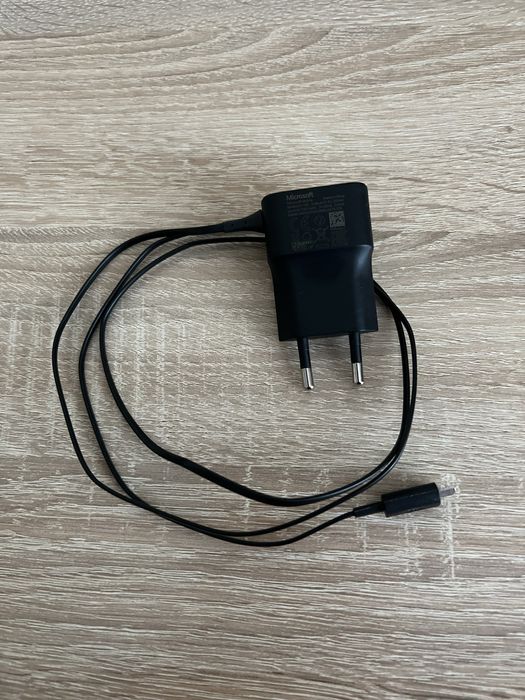 Зарядка для телефонів Micro USB