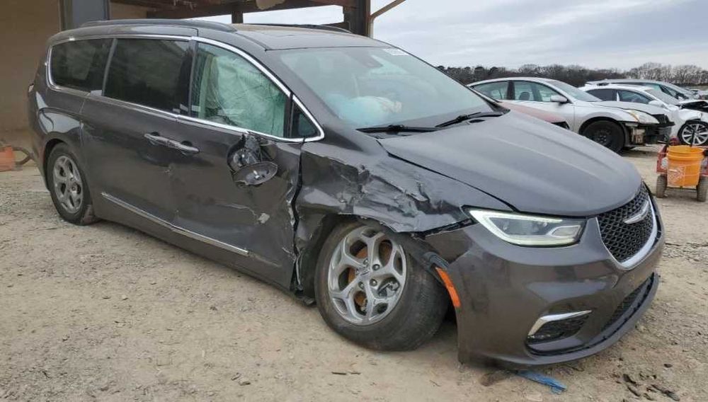 Бампер  CHRYSLER PACIFICA запчастини деталь розбор крайслер пацифика