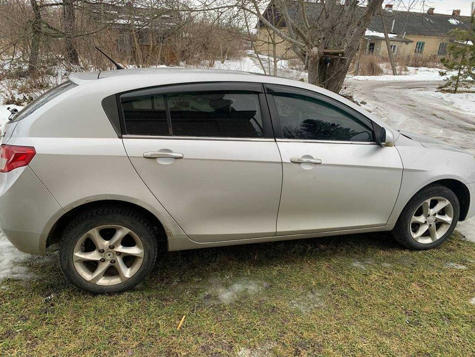 Geely Emgrand EC7 (газ/бензин)