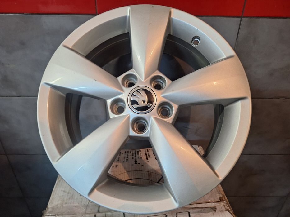 Felgi 15" 5x100 Skoda SCALA Rapid Fabia
