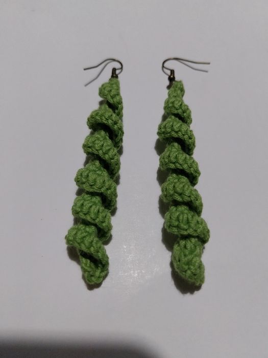 Peças em crochet feitas á mão