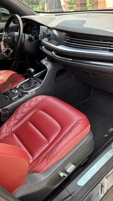 Автомобіль Haval H6