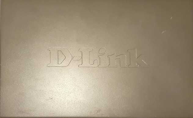 D-Link DES-1016D – switch 16-portowy 10/100 Mb/s, metalowa obudowa