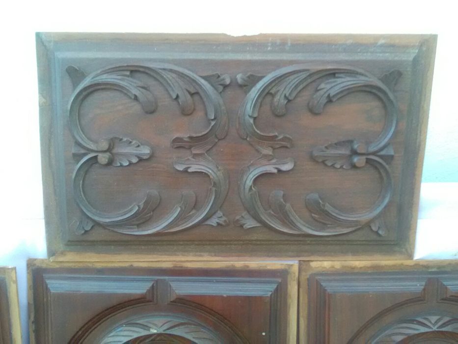 Painéis decorativos em madeira