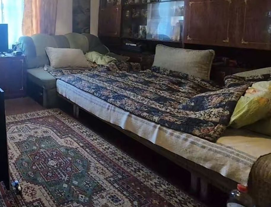 Кутовий м'який диван, диван-ліжко