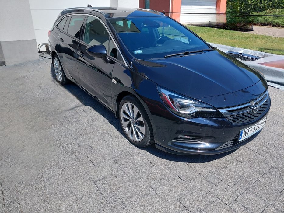 Opel Astra 1.6 Turbo AT Elite
