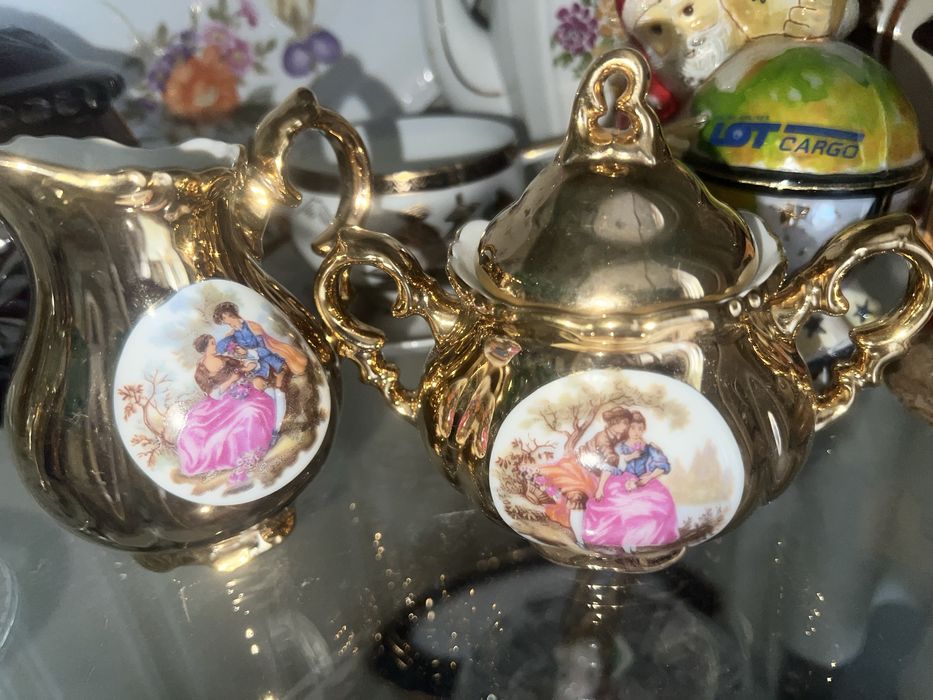 Сахарницы разные