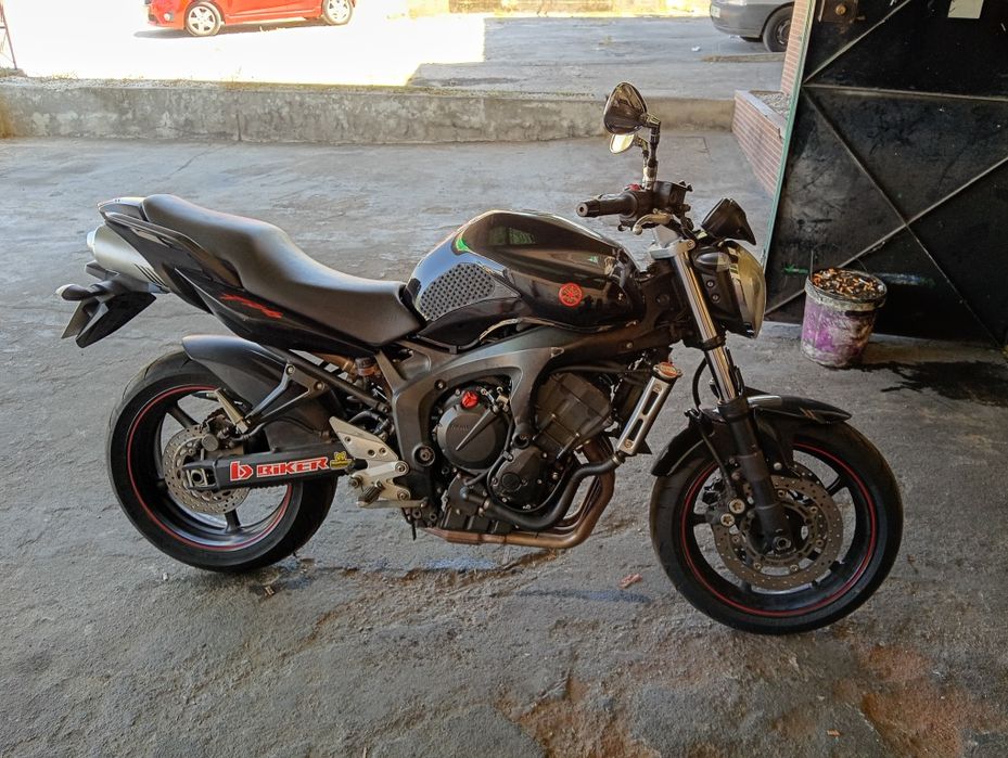 Yamaha Fz6 s2  .