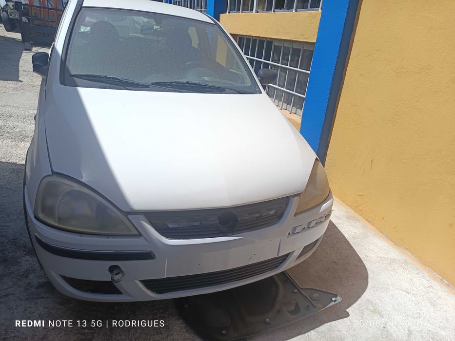 Opel Corsa C para peças
