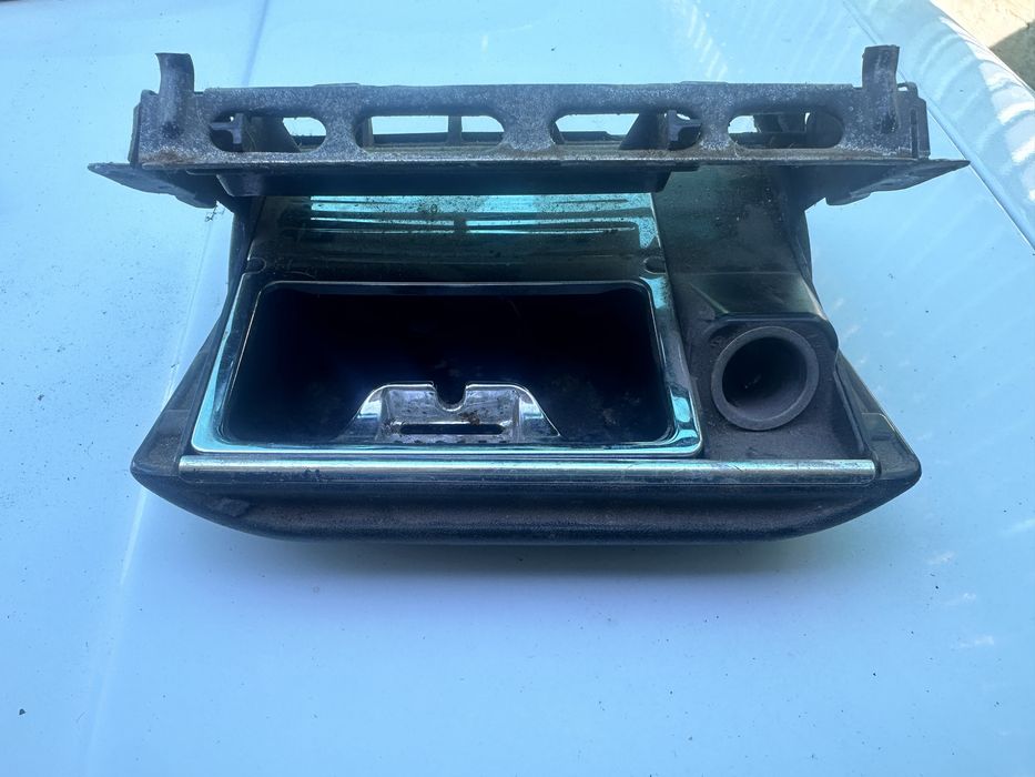 Пепельница мерседес w 201 190