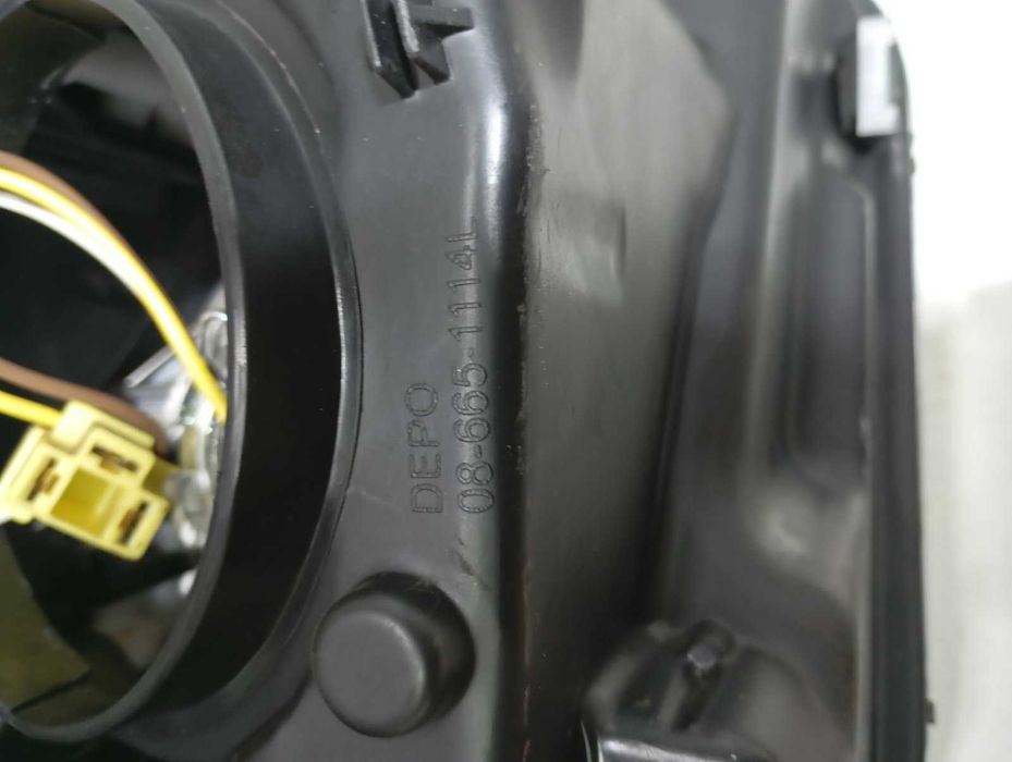 Фара передня ліва Fabia 2  до  10 року  6651114LLDEM