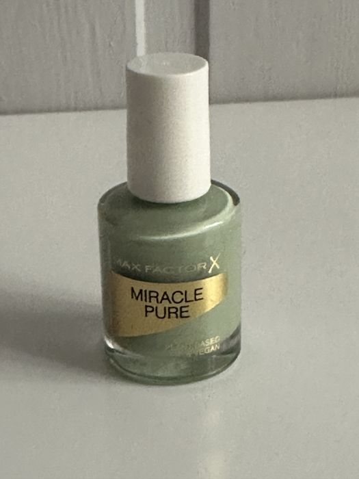 Lakier do paznokci Max Factor