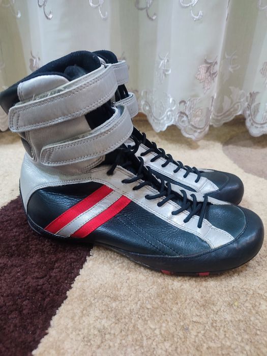 Продам треккинговые ботинки ECCO