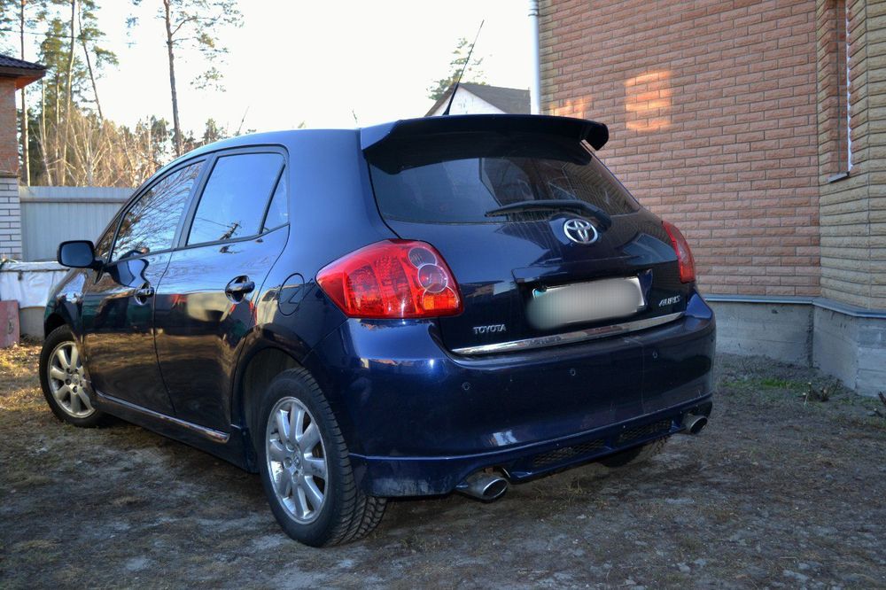 Продаж автомобіля Toyota auris 2008