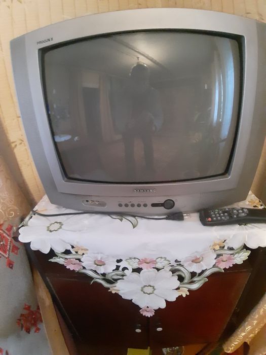Телевизор б/у Samsung