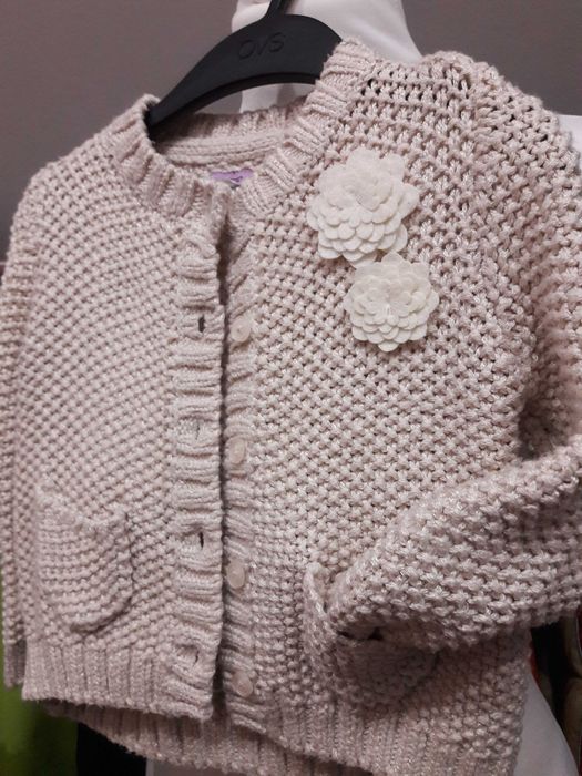 Sweterek rozpinany beżowy rozm 3/6 mcy f&f