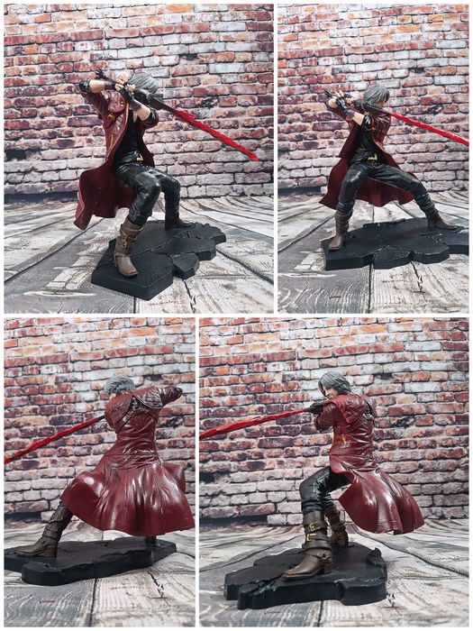 Колекційні фігурки з гри Devil May Cry.