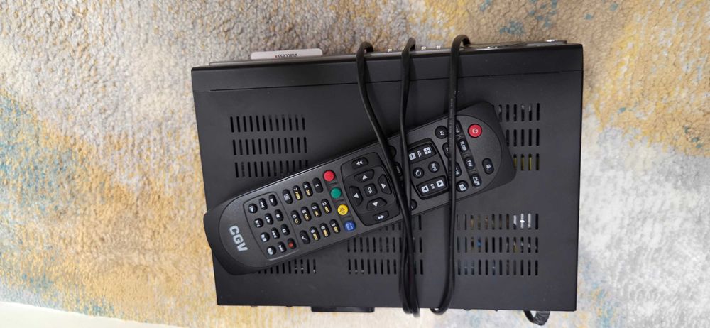 Tuner FRANSAT E-sat HD-W używany bez karty z pilotem i zasilaczem