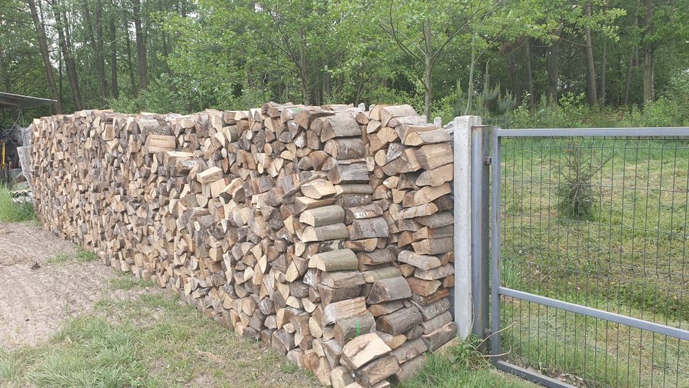 Drewno opałowe – dąb jesion brzoza sosna | suche | dowóz