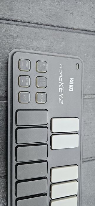 Korg nanoKEY2 міді клавіатура