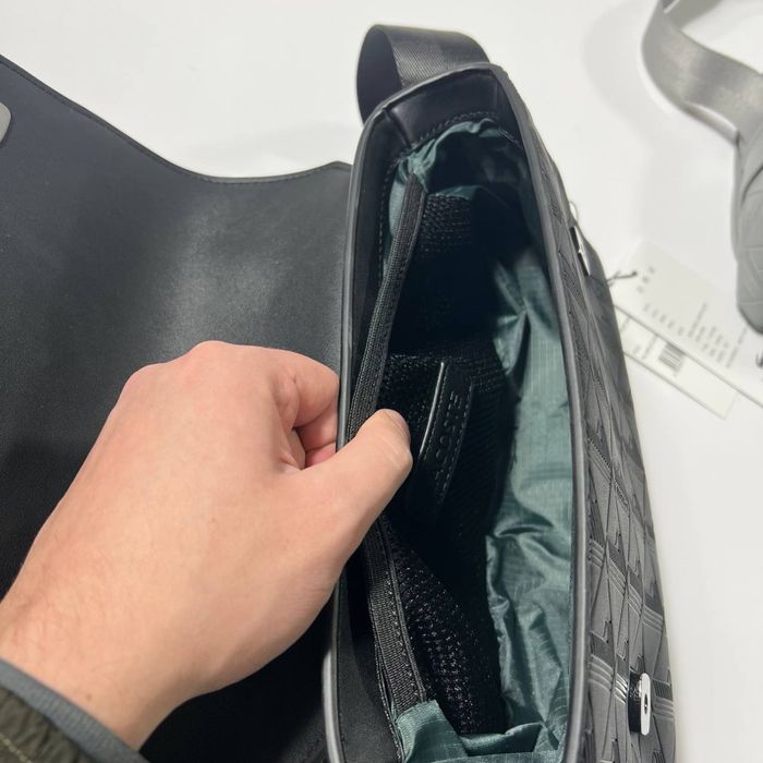 Сумка Lacoste Monogram месенджер через плече сумка лакост крокодил монограмна