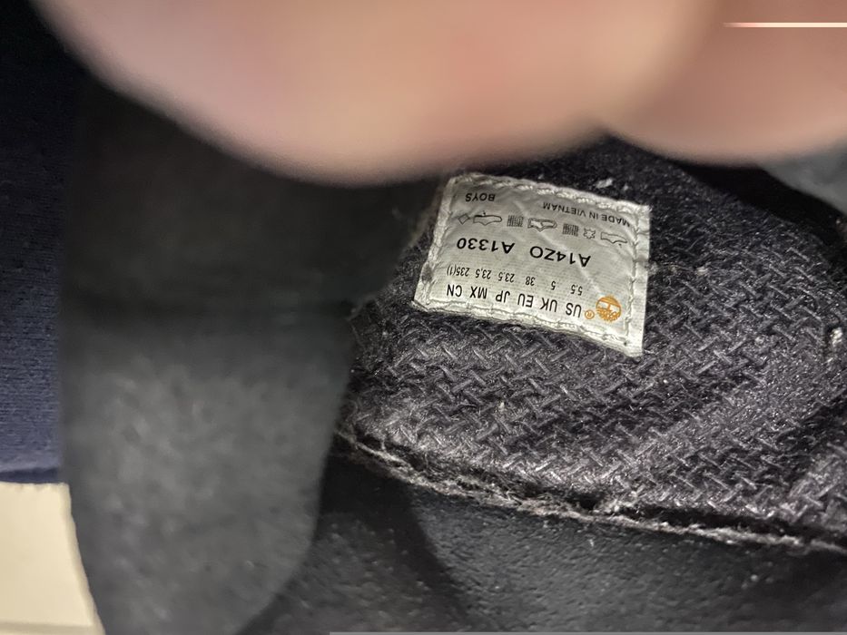 Ocieplane buty chłopięce Timberland rozm. 38