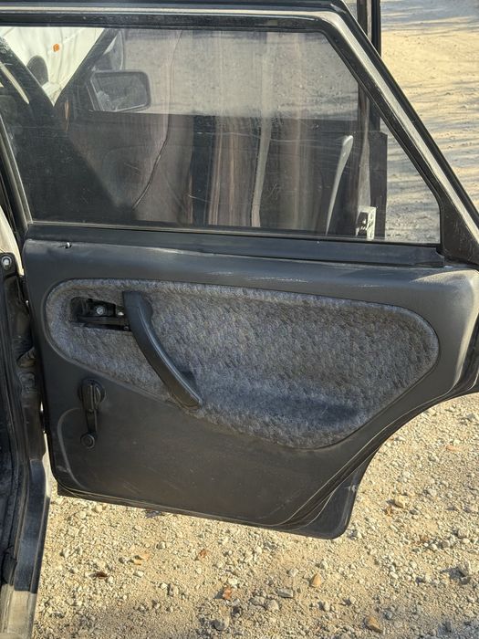 Двери ваз 21099.