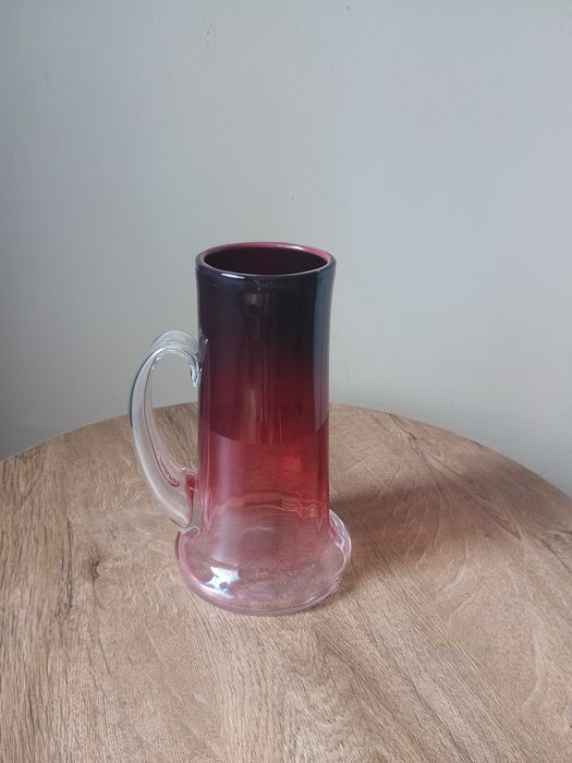 Wazon PRL Tarnowiec Jerzy Słuczan-Orkusz rubinowy 24 cm szkło artystyczne