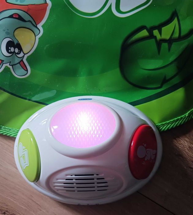 CHICCO Elektroniczna mata do gry w klasy