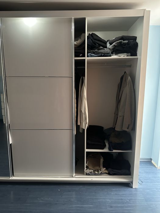 biała szafa połtsyk 210 260