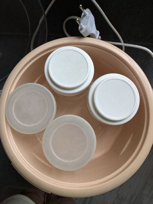 Йогуртниця