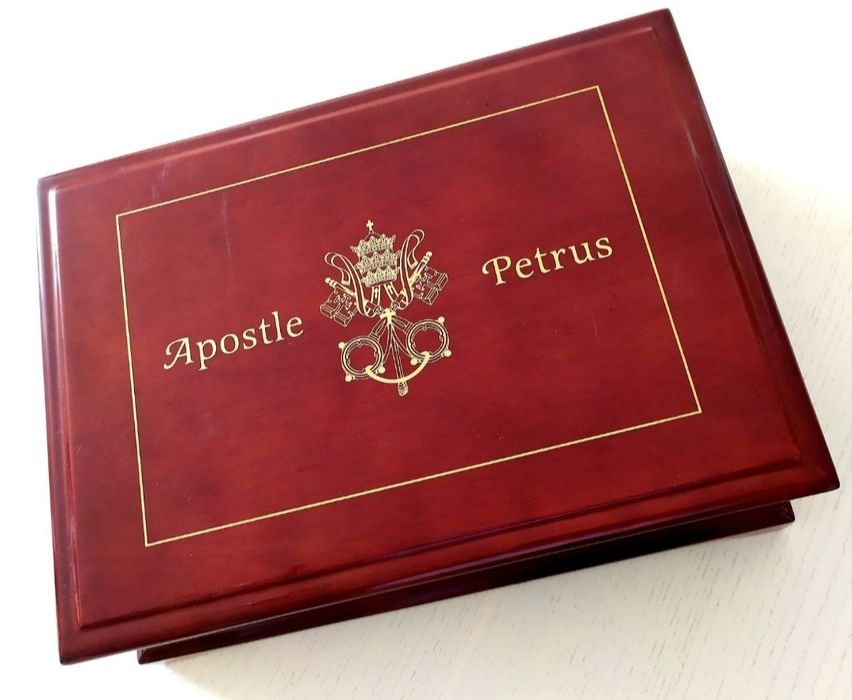 APOSTLE PETRUS Монета АПОСТОЛ ПЕТР Футляр шкатулка золотая монета