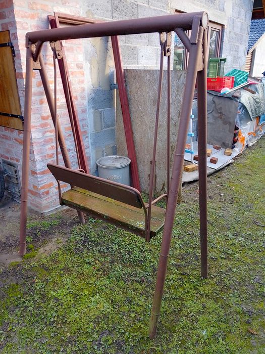 huśtawka ogrodowa metalowa