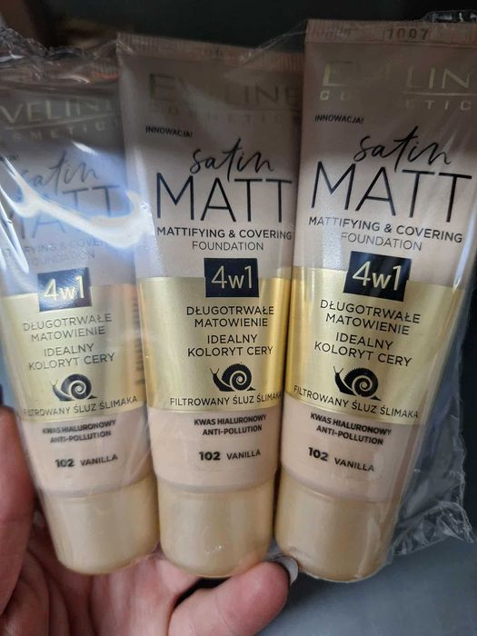 Podkłady Satin Matt eveline