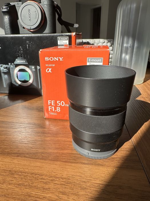 Sony alpha 7 II + 2 lentes + 2 baterias