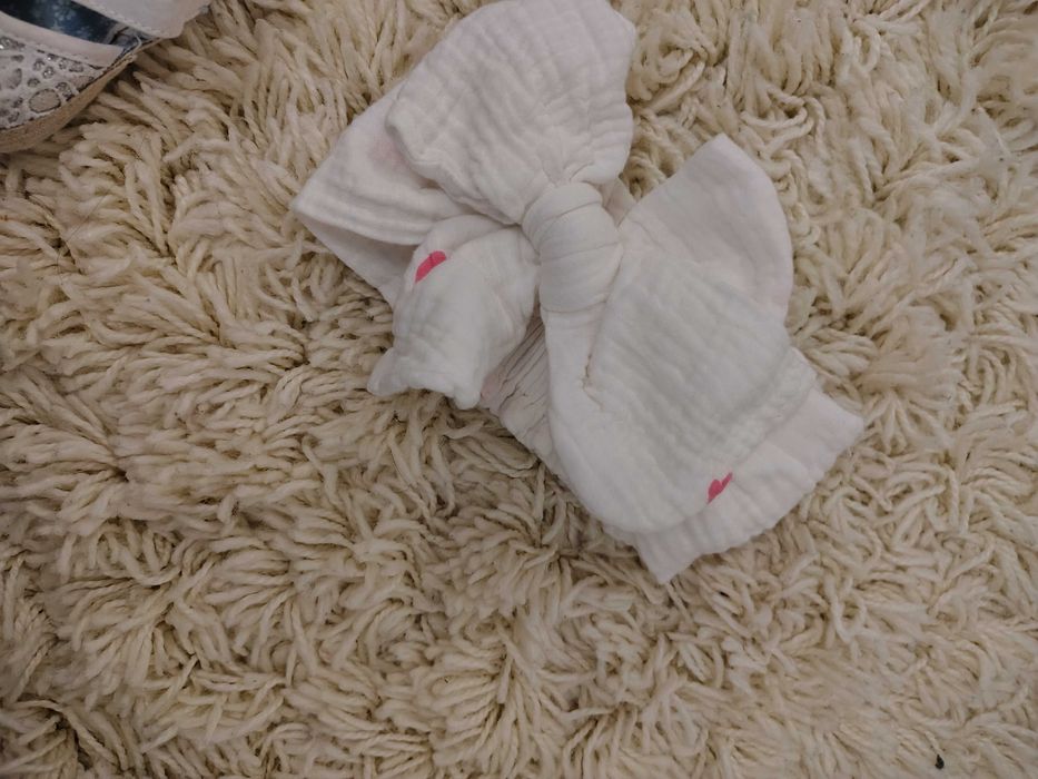 Пов'язки для дівчинки 0.6 місяц