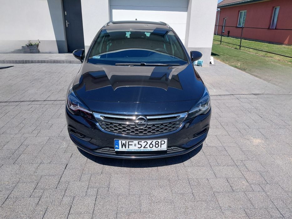 Opel Astra 1.6 Turbo AT Elite