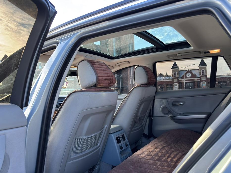 Продам BMW e91  2006р