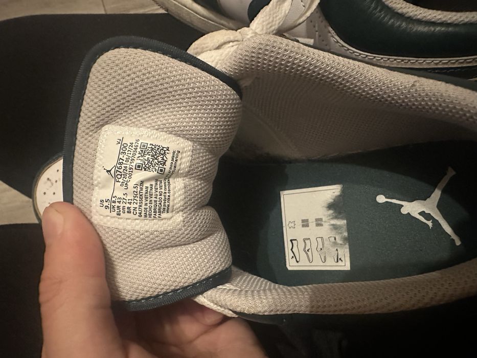 Air Jordan Low 1 Special Edition